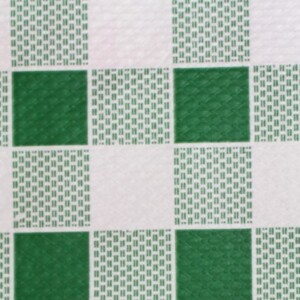 MANTEL 100X100 CUADRO VERDE 40g